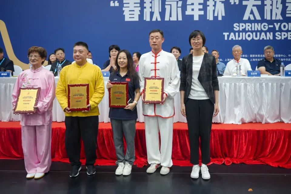 局为赛事提, 各地, 选手年龄横 局为赛事提, 各地, 选手年龄横